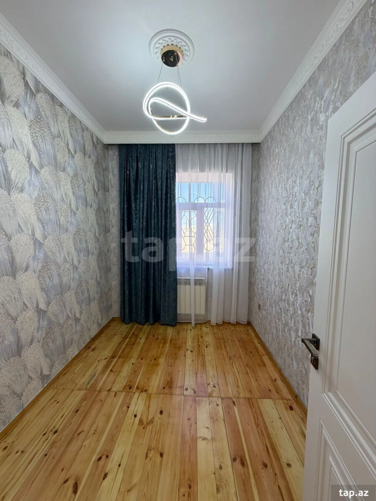 Satılır 7 otaqlı həyət evi