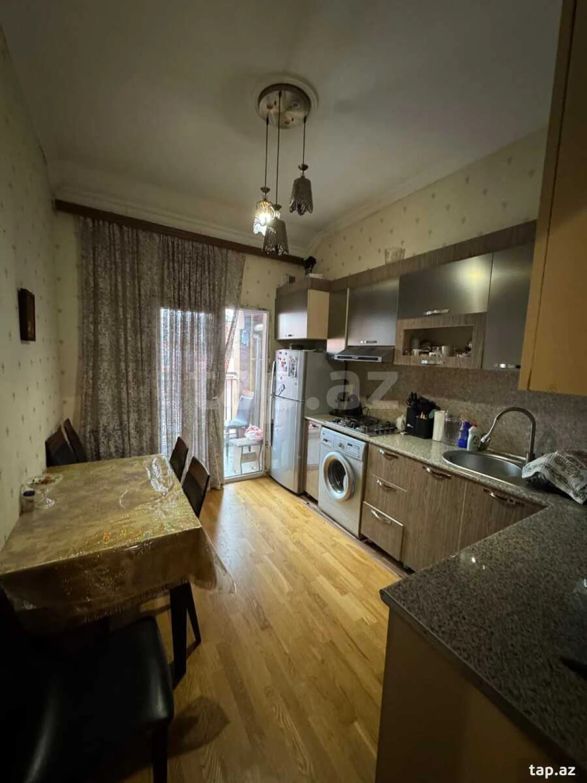Satılır 3 otaqlı yeni tikili 86 m²