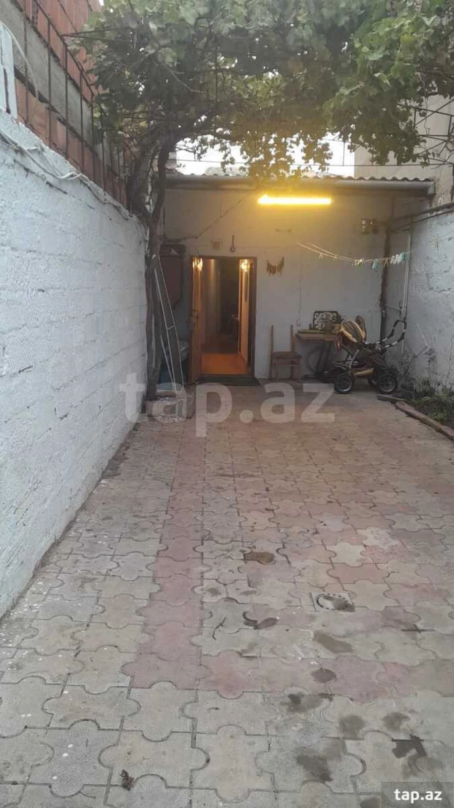 Satılır 4 otaqlı həyət evi