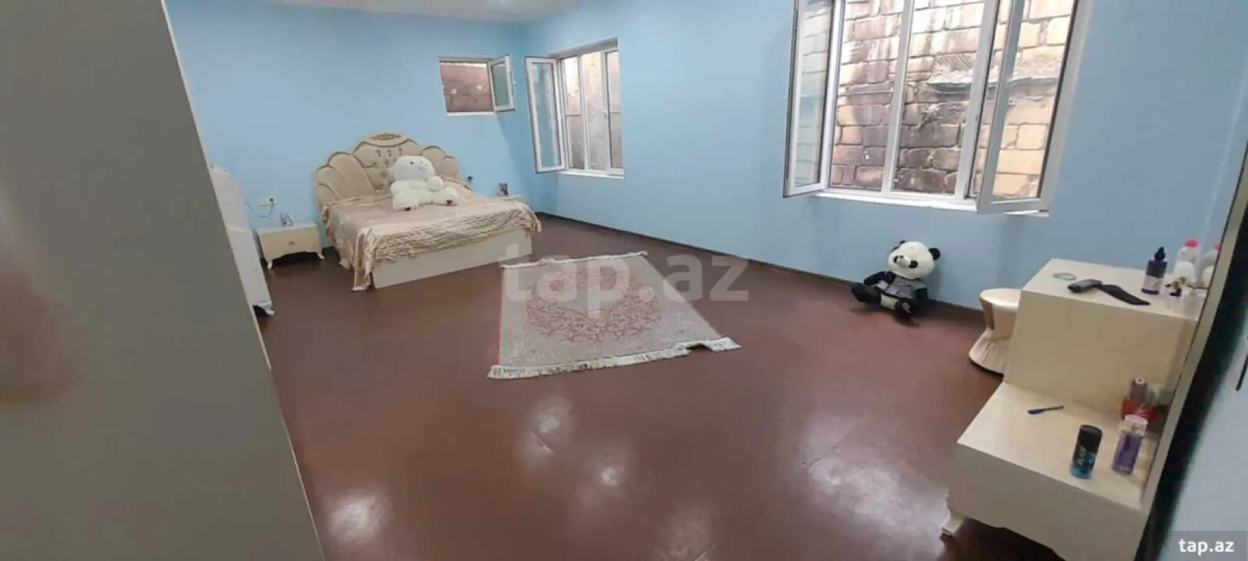 Satılır 4 otaqlı həyət evi