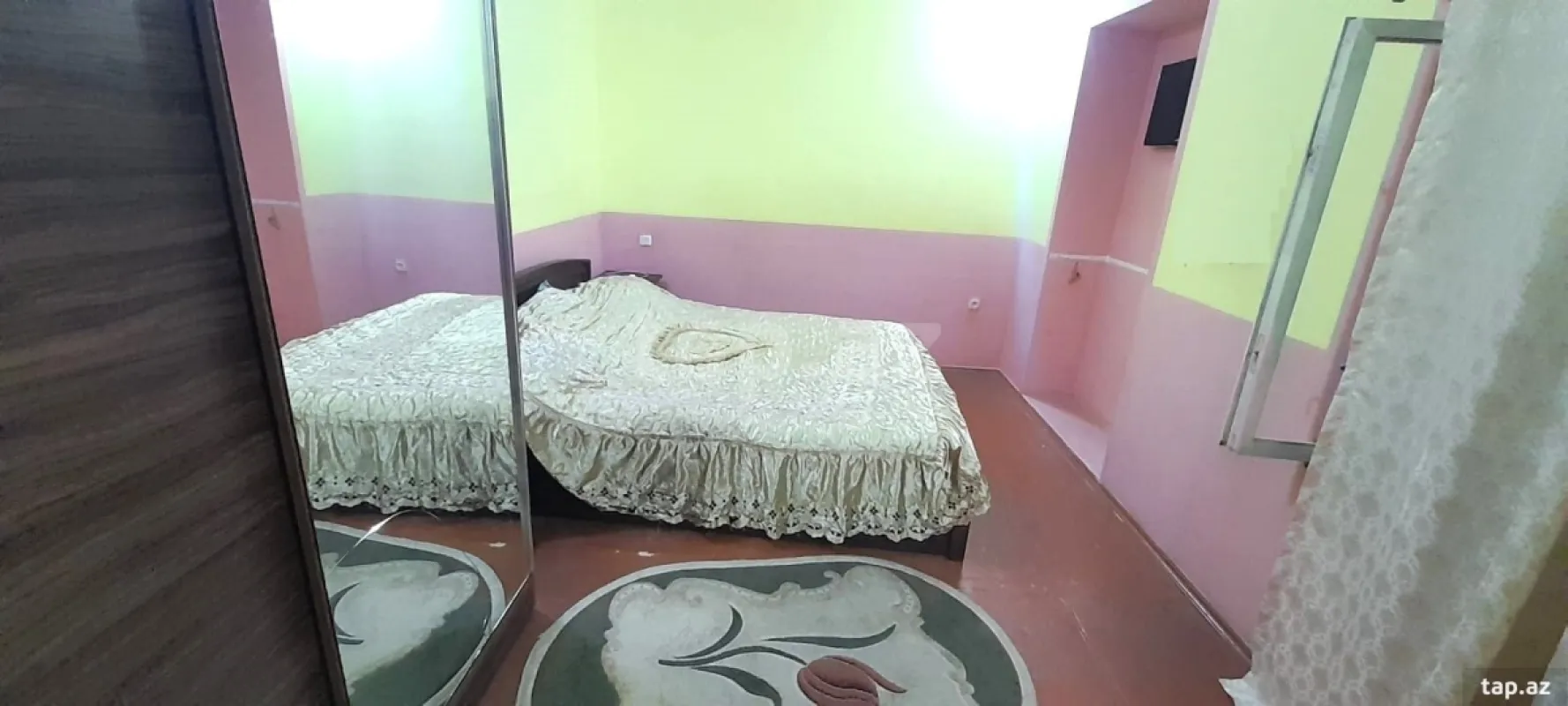 Satılır 4 otaqlı həyət evi