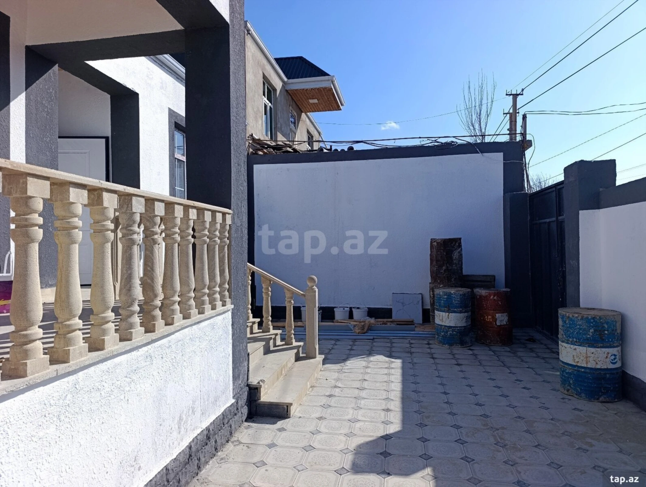 Satılır 3 otaqlı həyət evi