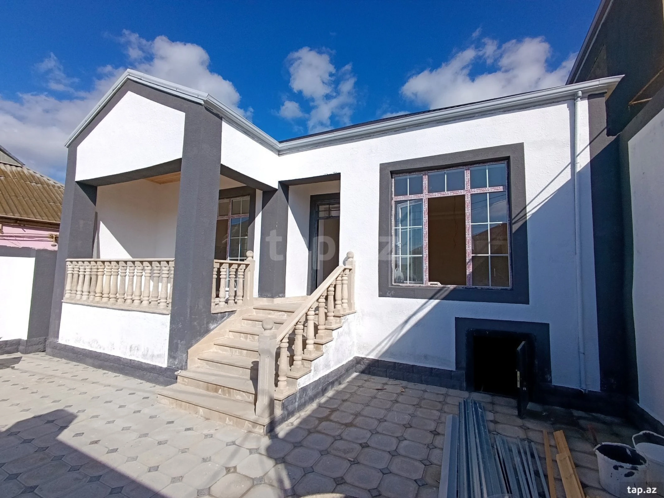 Satılır 3 otaqlı həyət evi