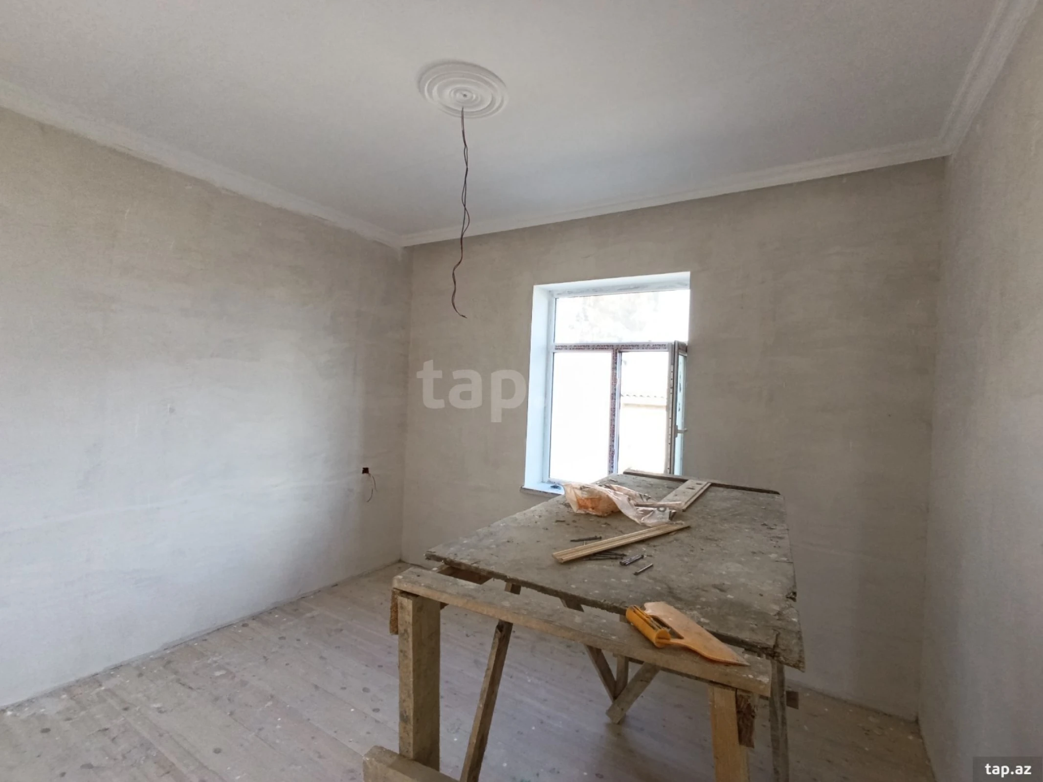 Satılır 3 otaqlı həyət evi