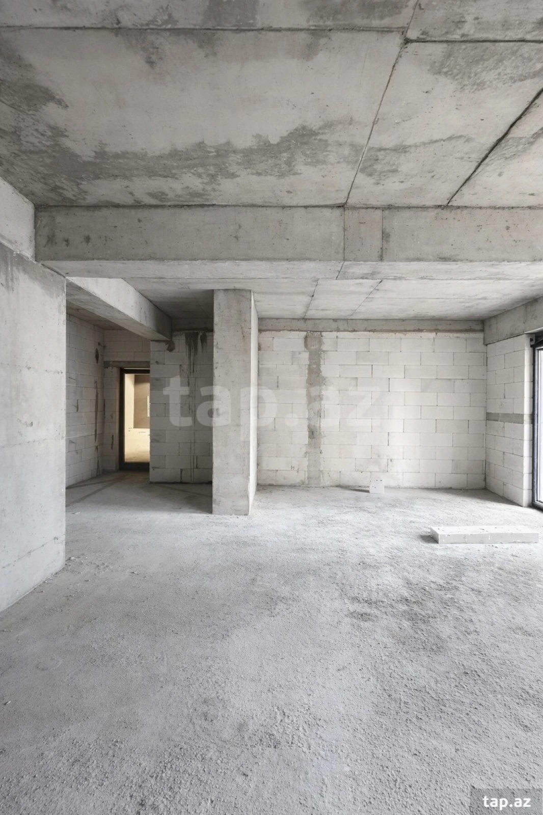 Satılır 3 otaqlı yeni tikili 124 m²