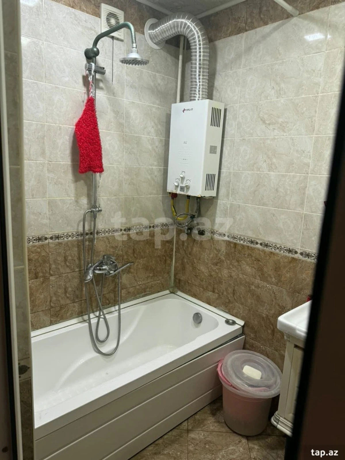 Satılır 3 otaqlı mənzil 65 m²