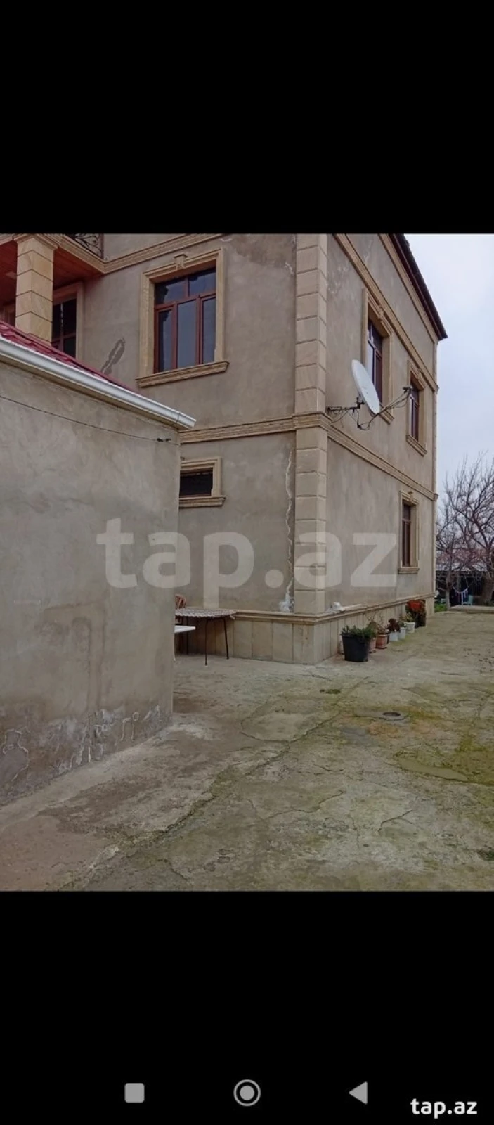 Satılır 6 otaqlı həyət evi