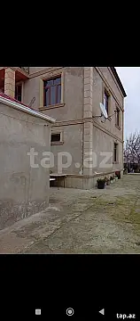 Satılır 6 otaqlı həyət evi
