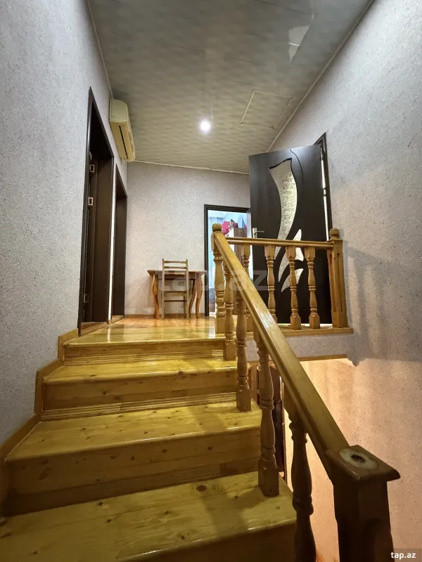 Satılır 5 otaqlı həyət evi