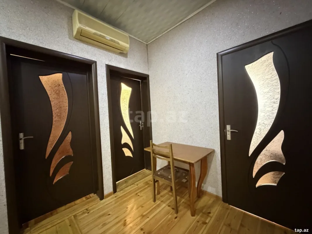 Satılır 5 otaqlı həyət evi