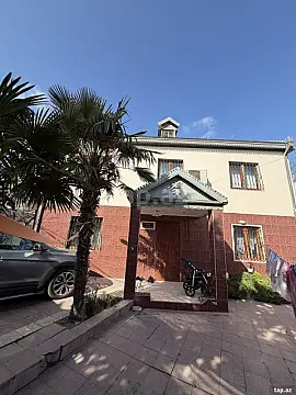 Satılır 5 otaqlı həyət evi