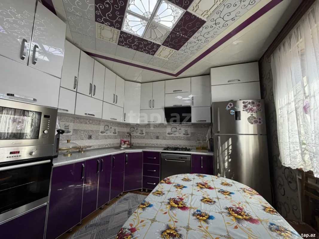 Satılır 5 otaqlı həyət evi