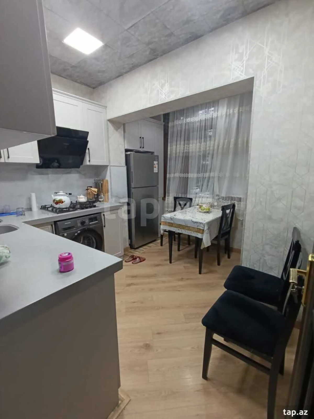 Satılır 3 otaqlı yeni tikili 85 m²