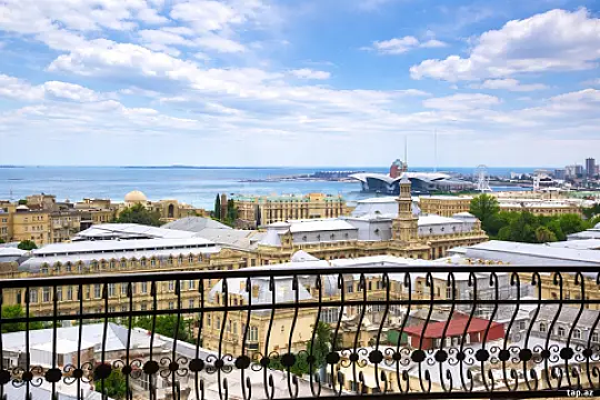 Satılır 5 otaqlı yeni tikili 250 m²