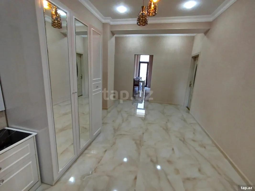 Kirayə verilir 3 otaqlı yeni tikili 125 m²