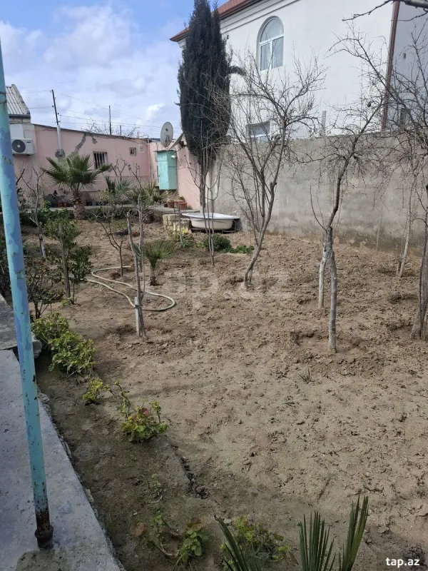Satılır 3 otaqlı həyət evi