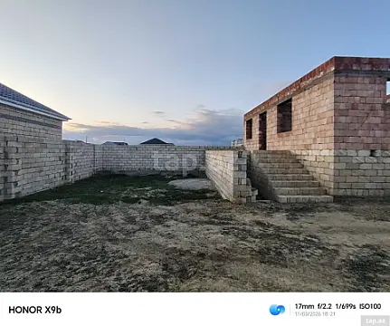 Satılır 4 otaqlı həyət evi