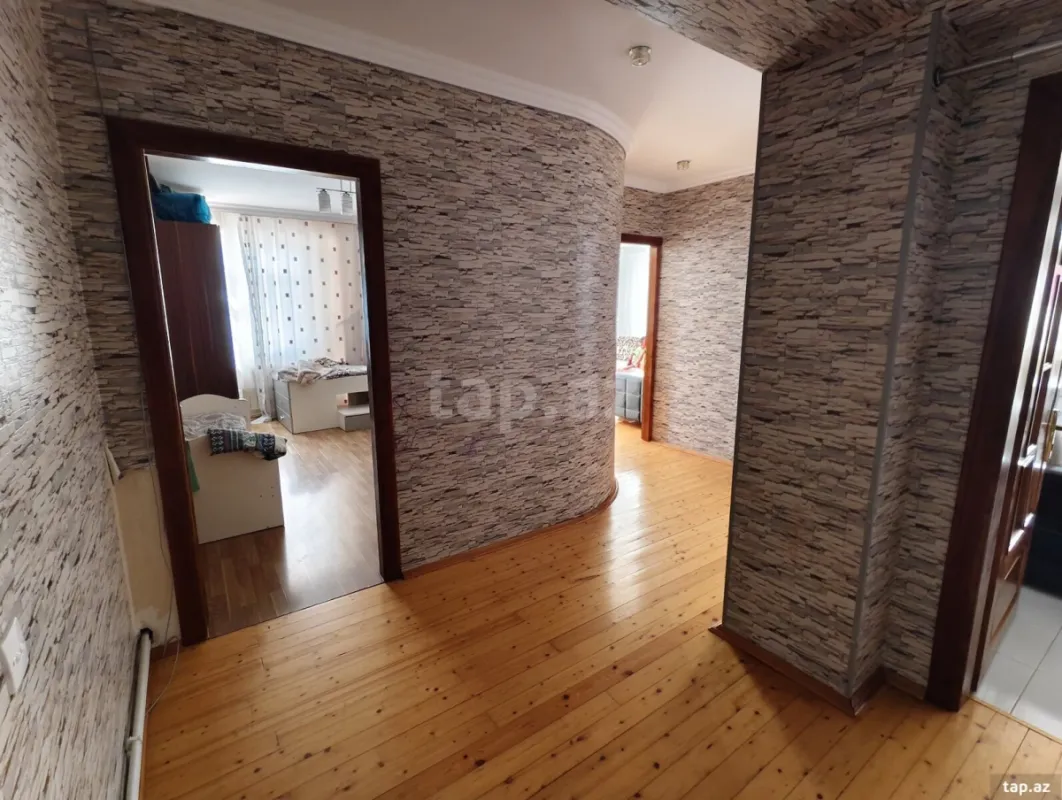 Satılır 3 otaqlı yeni tikili 83.7 m²