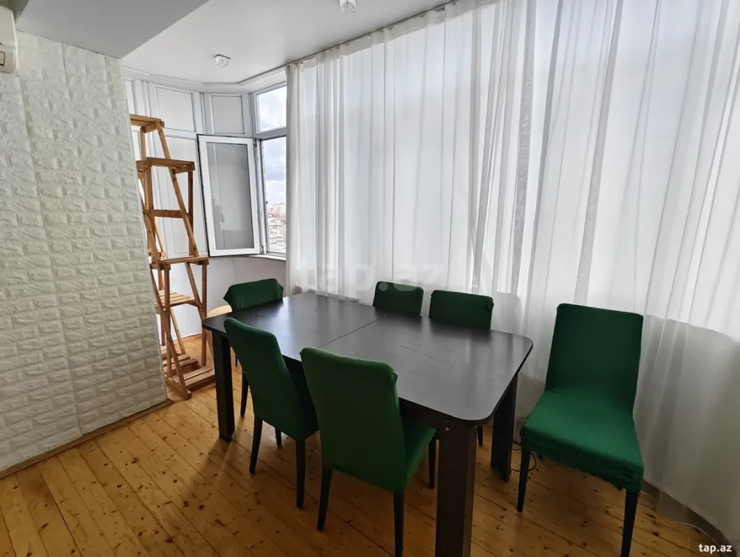 Satılır 3 otaqlı yeni tikili 83.7 m²