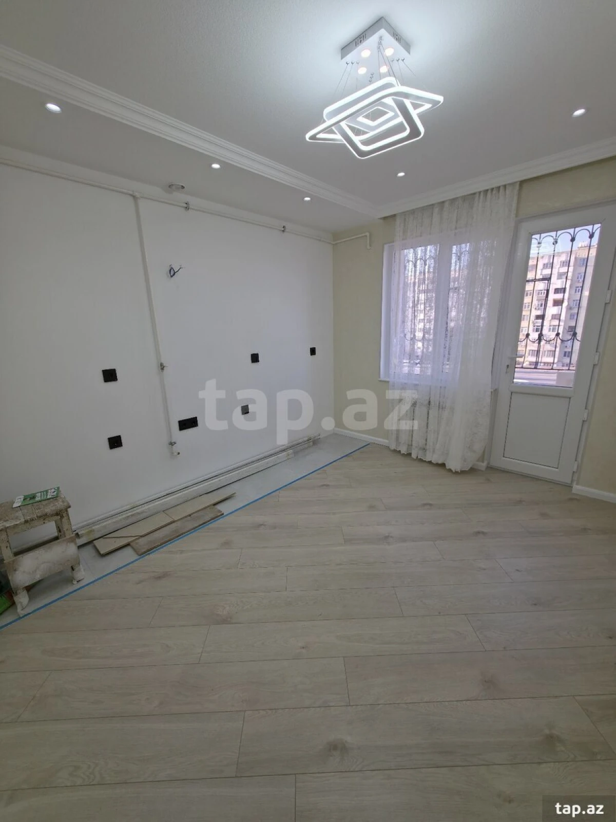 Satılır 2 otaqlı mənzil 60 m²