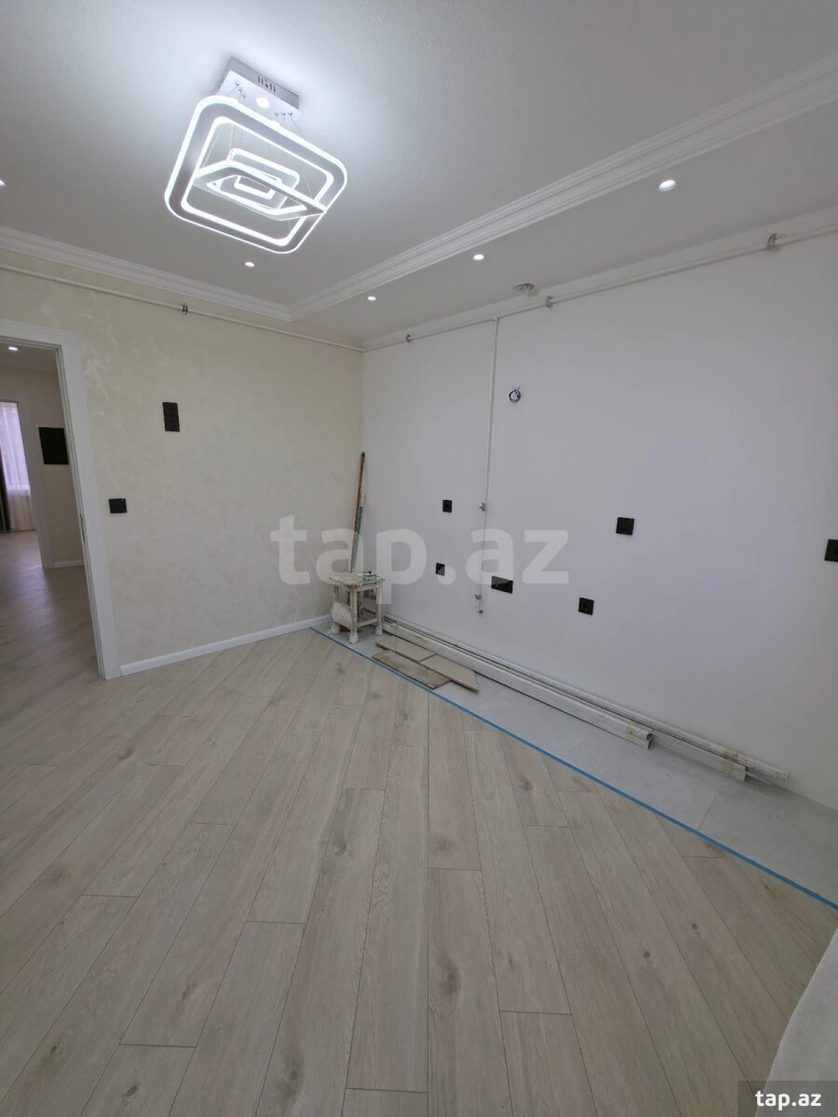 Satılır 2 otaqlı mənzil 60 m²