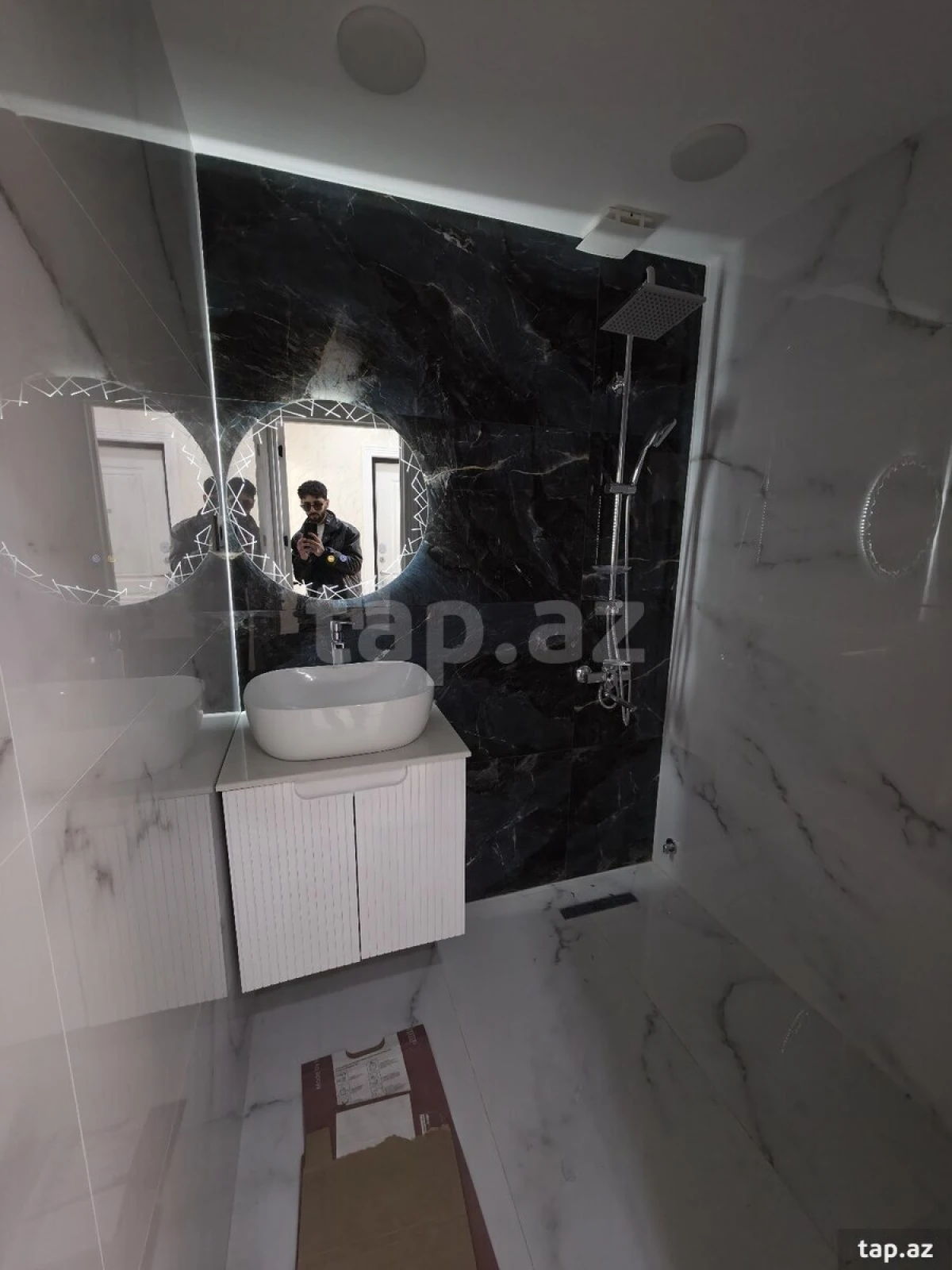 Satılır 2 otaqlı mənzil 60 m²