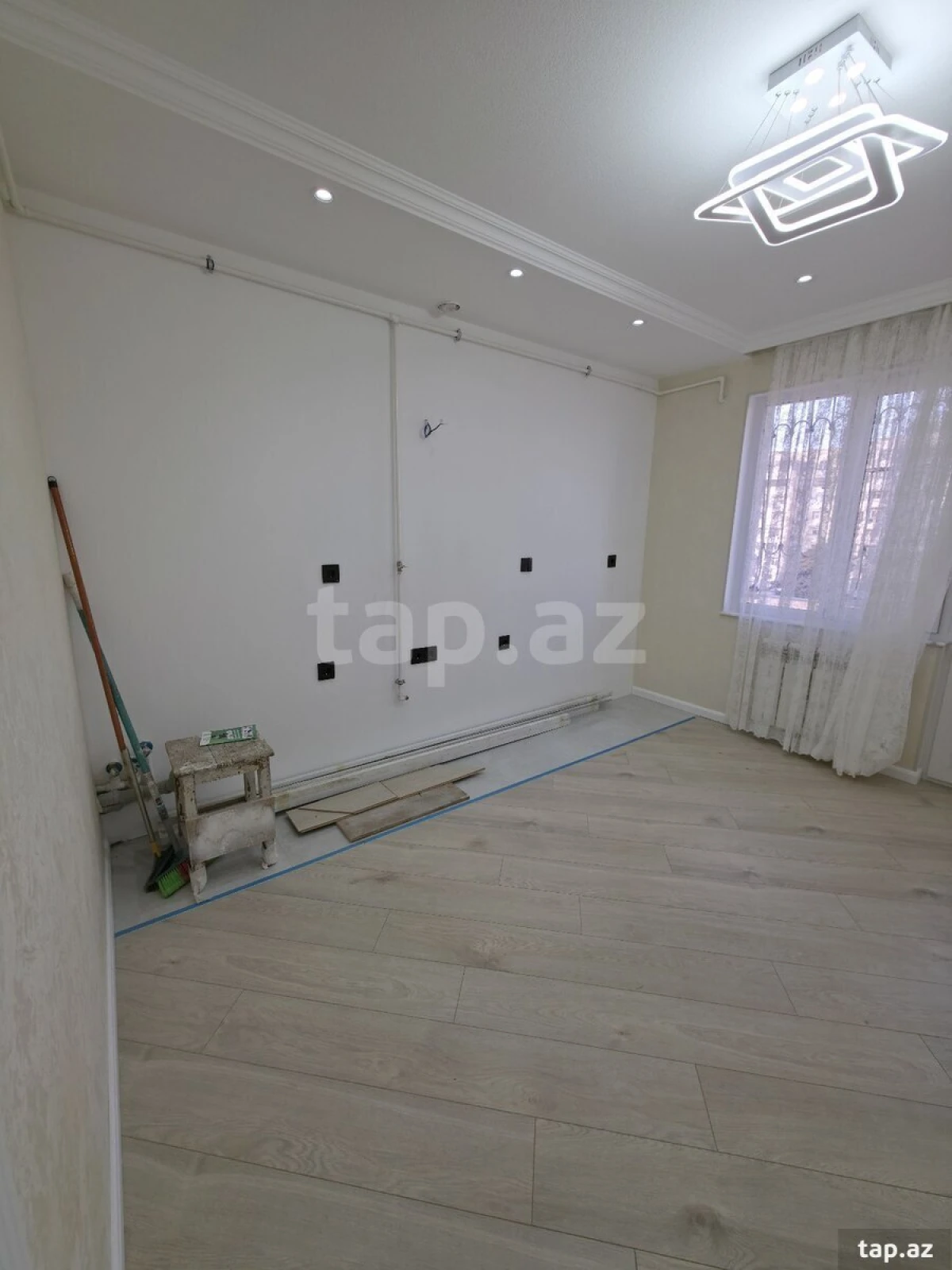Satılır 2 otaqlı mənzil 60 m²
