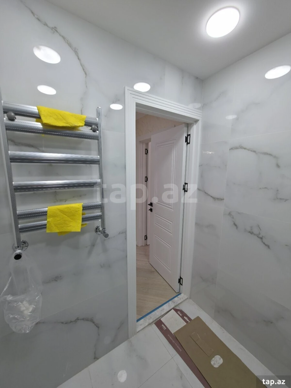 Satılır 2 otaqlı mənzil 60 m²