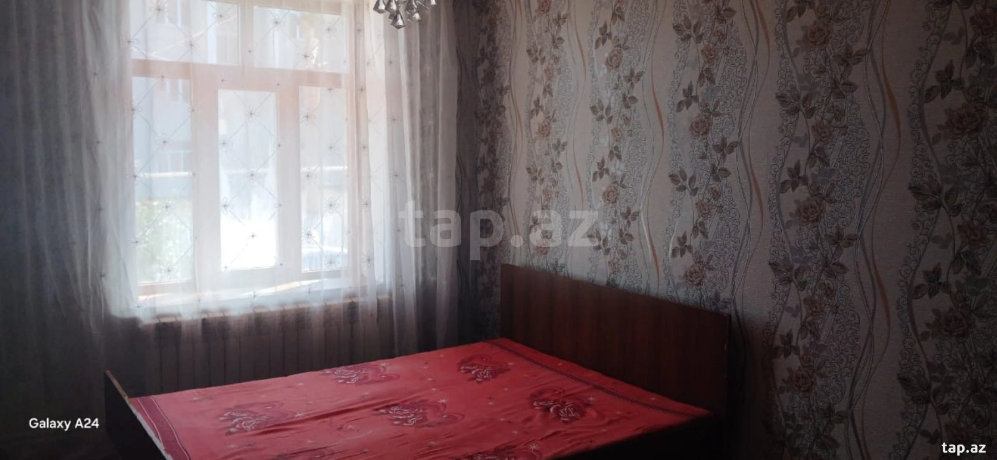 Satılır 4 otaqlı həyət evi