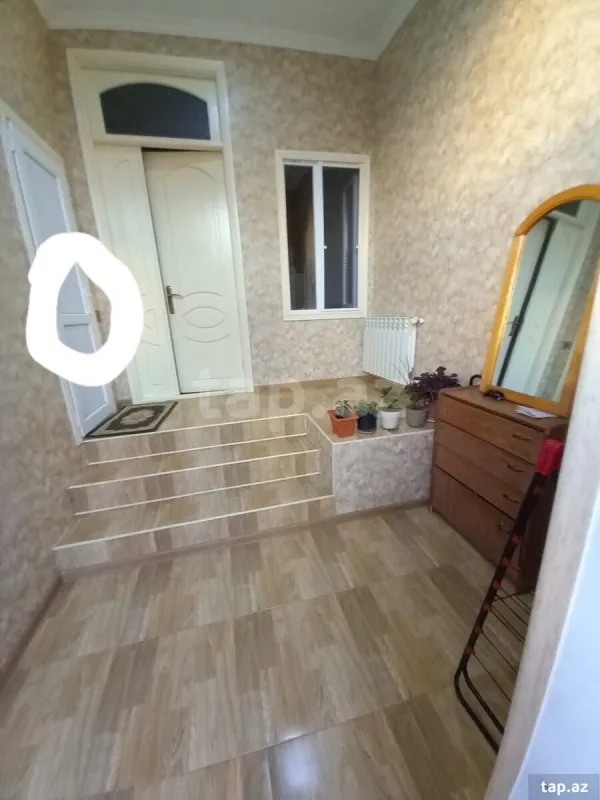 Satılır 4 otaqlı həyət evi