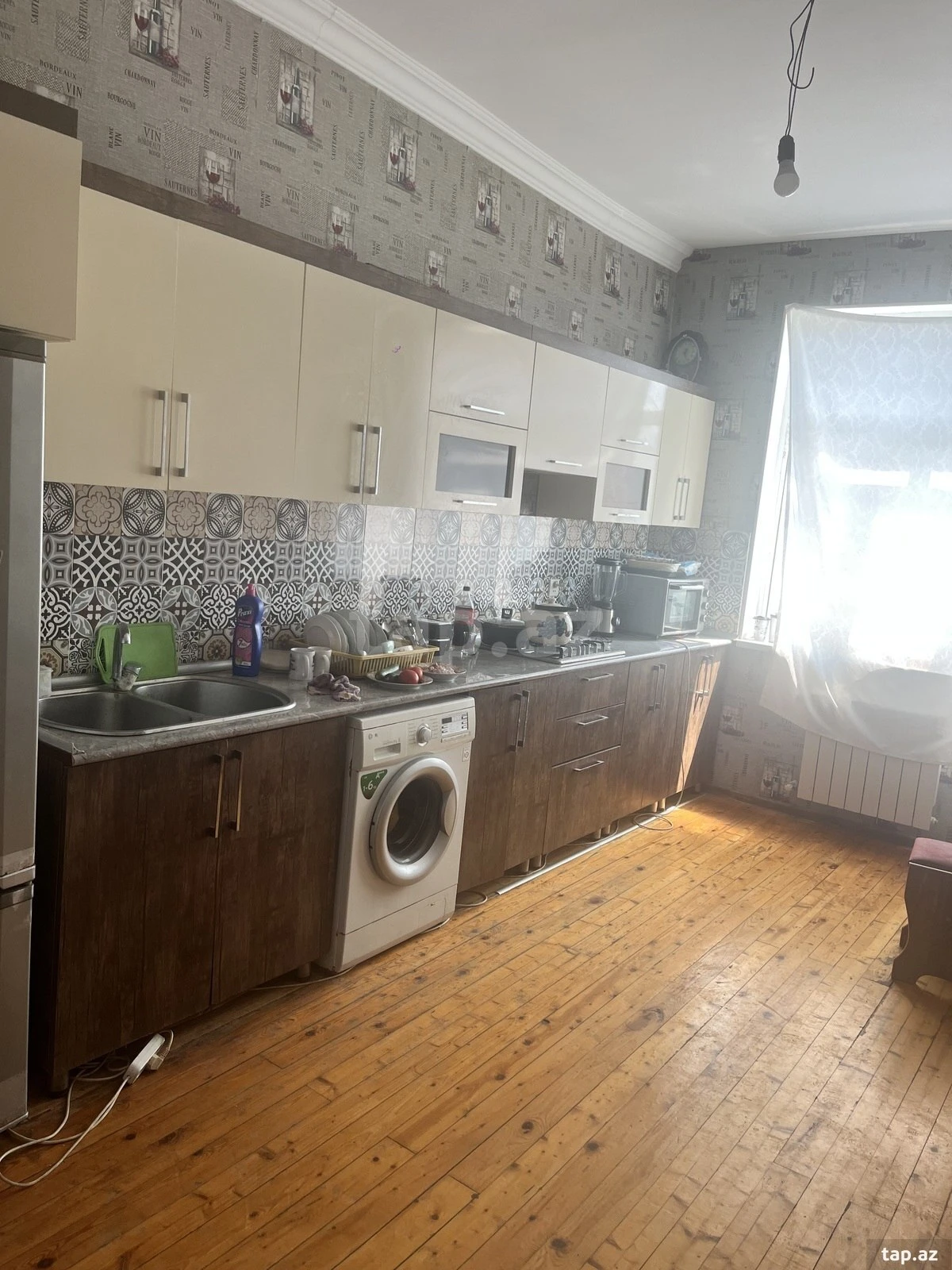 Kirayə verilir 2 otaqlı yeni tikili 90 m²