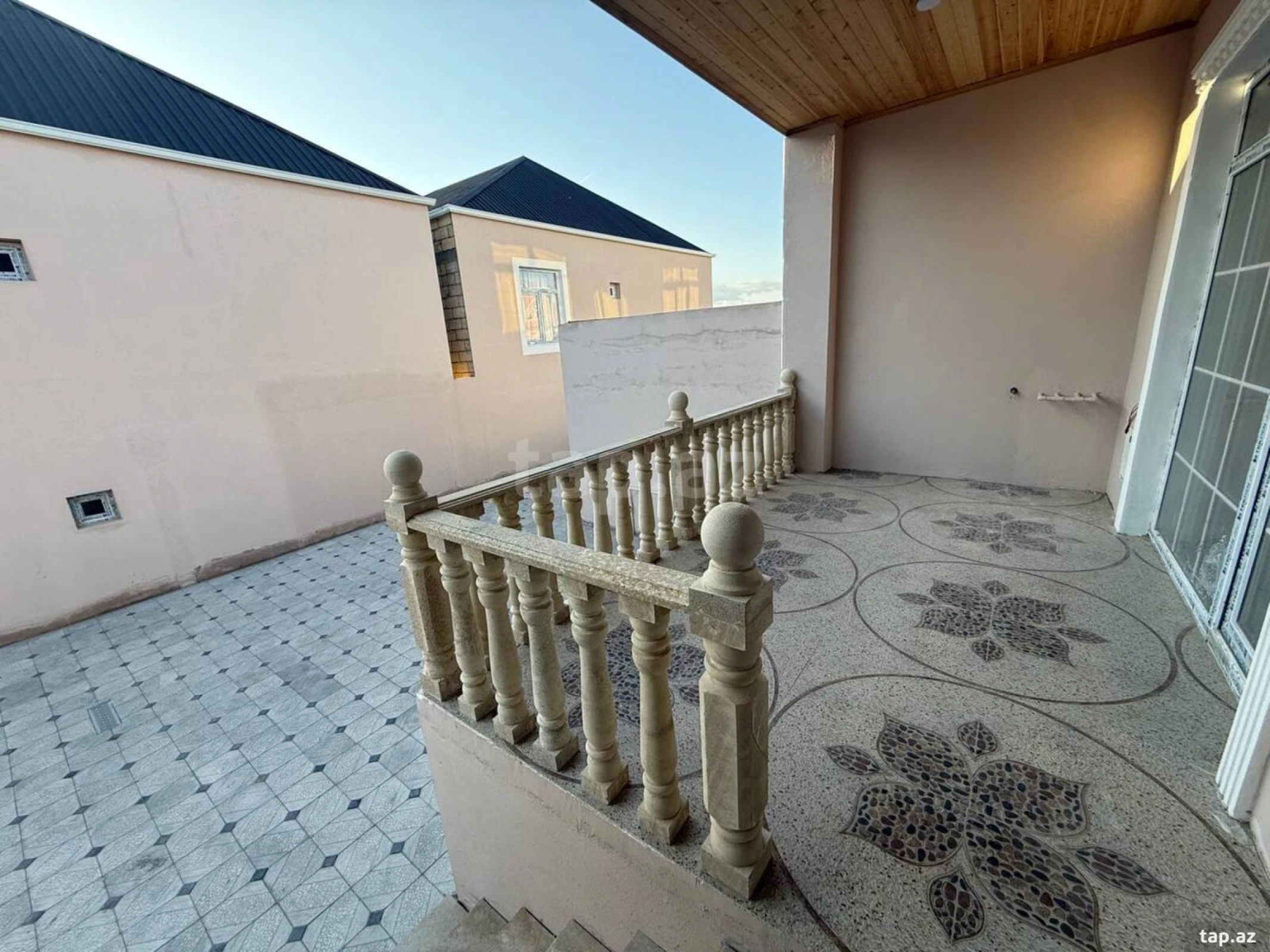 Satılır 3 otaqlı həyət evi