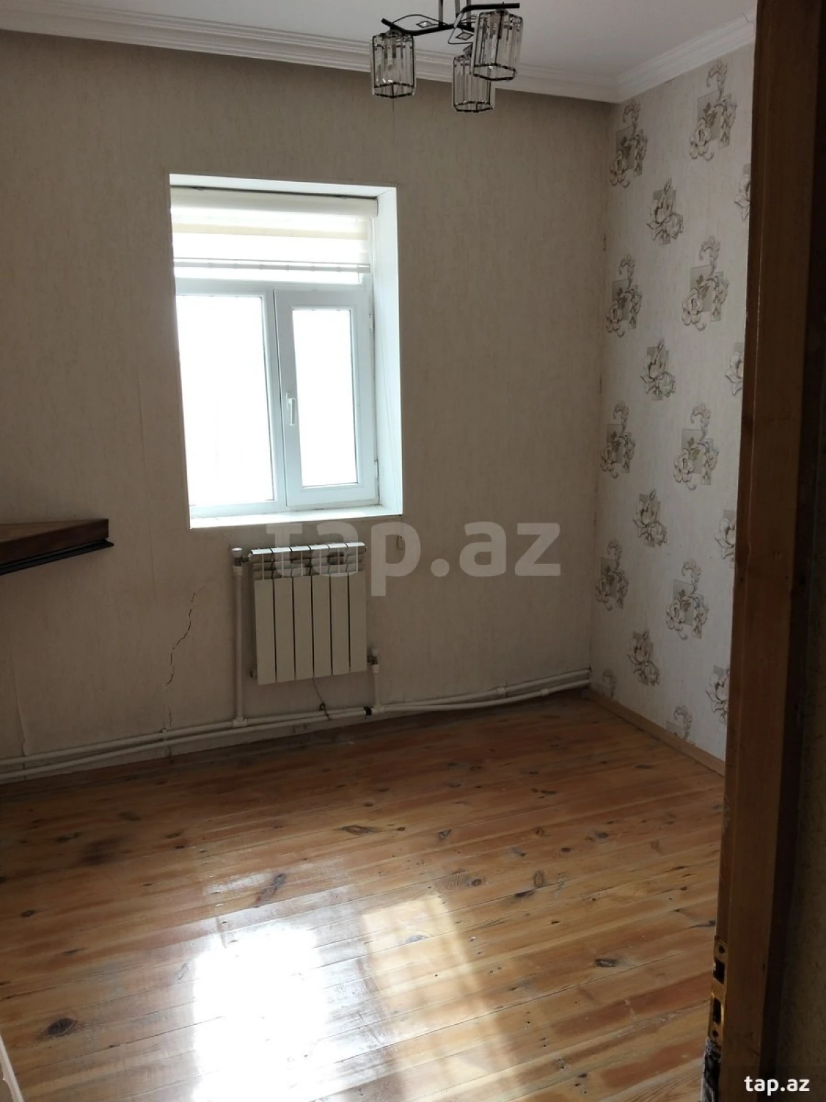 Satılır 6 otaqlı həyət evi