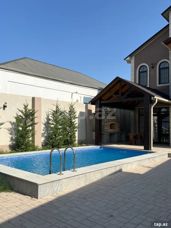 Satılır 4 otaqlı həyət evi