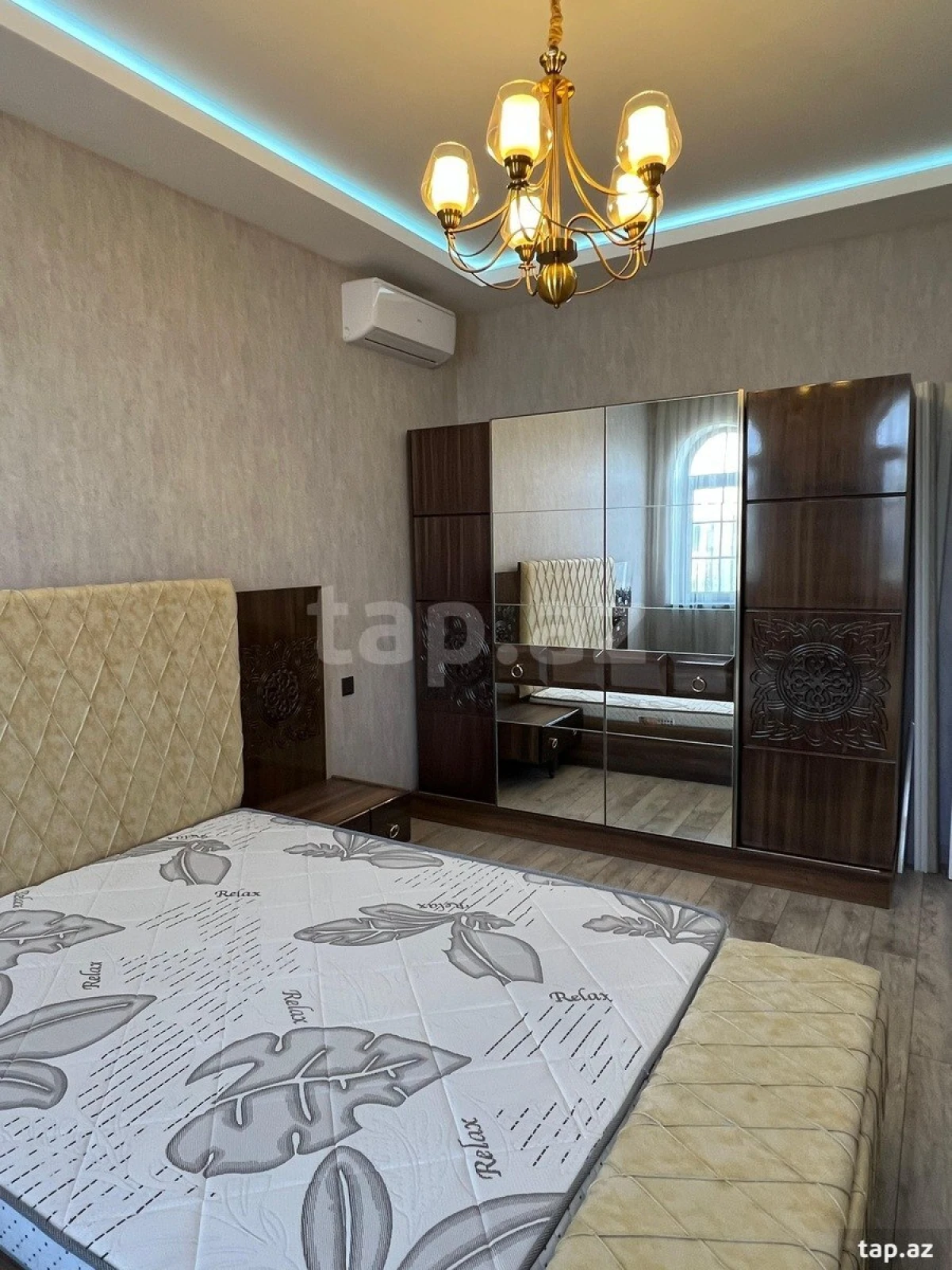 Satılır 4 otaqlı həyət evi