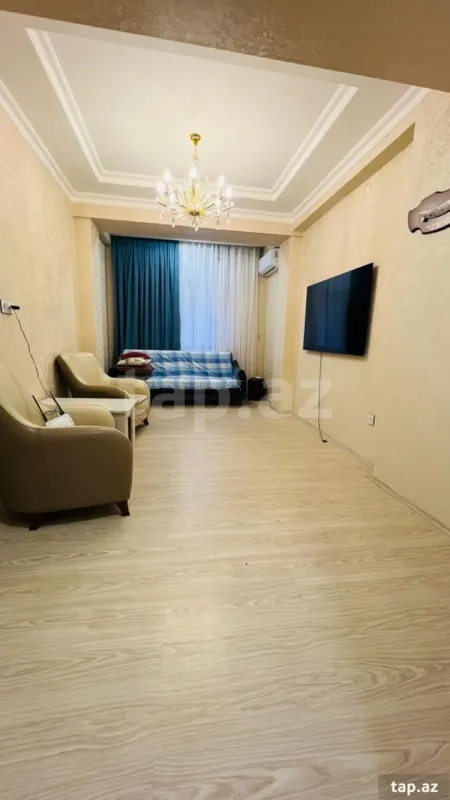 Kirayə verilir 3 otaqlı yeni tikili 130 m²