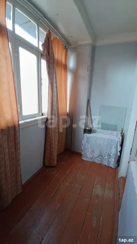 Satılır 3 otaqlı mənzil 56 m²