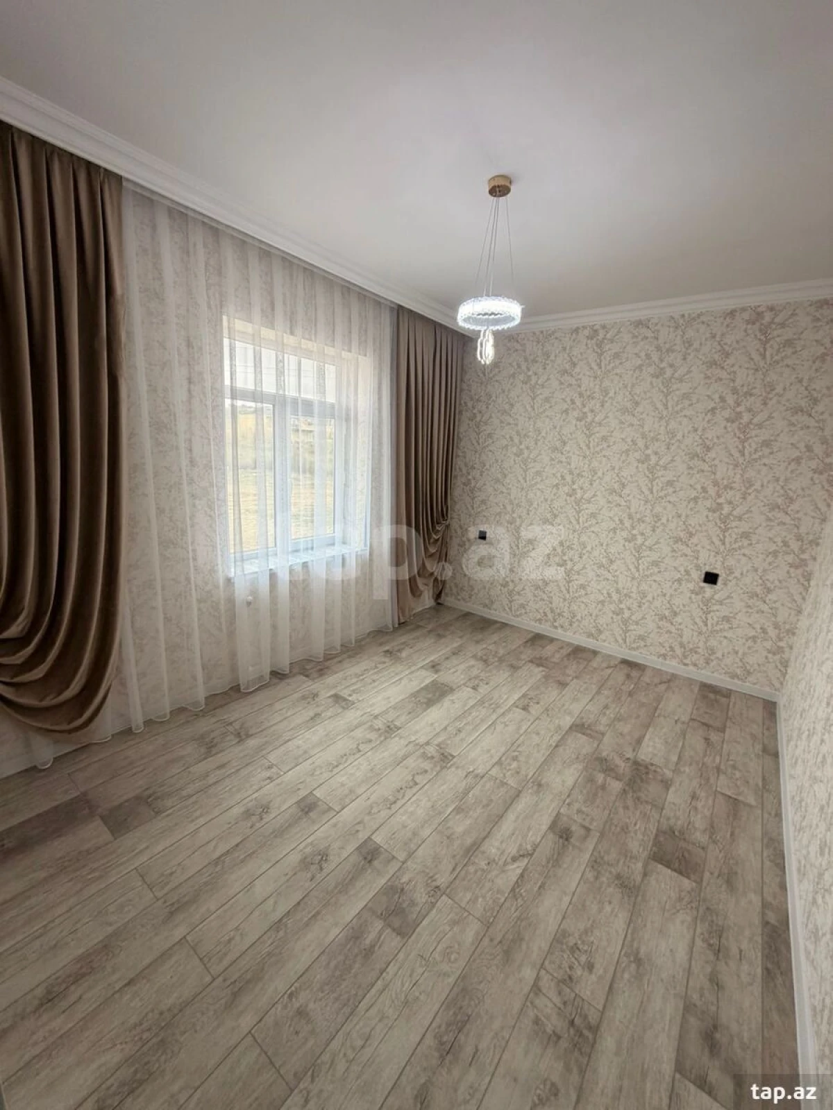 Satılır 3 otaqlı həyət evi