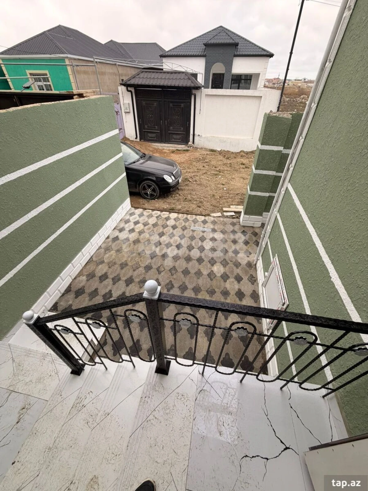 Satılır 3 otaqlı həyət evi