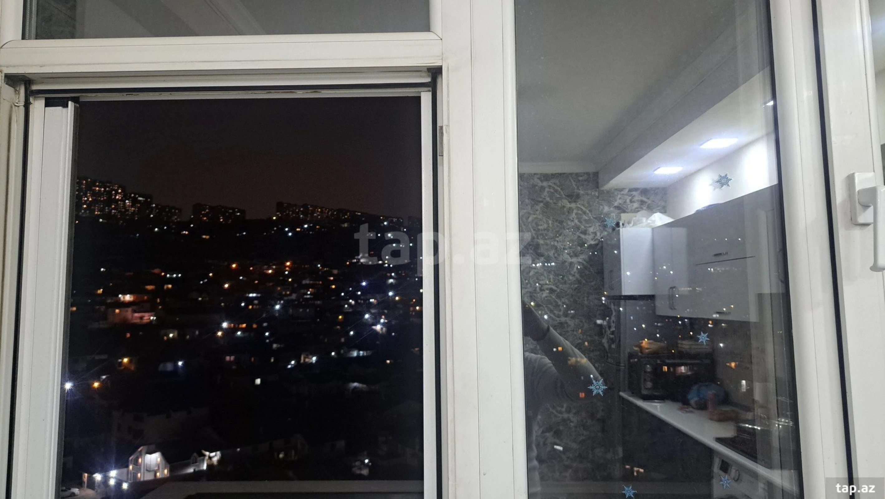 Satılır 3 otaqlı yeni tikili 98.9 m²