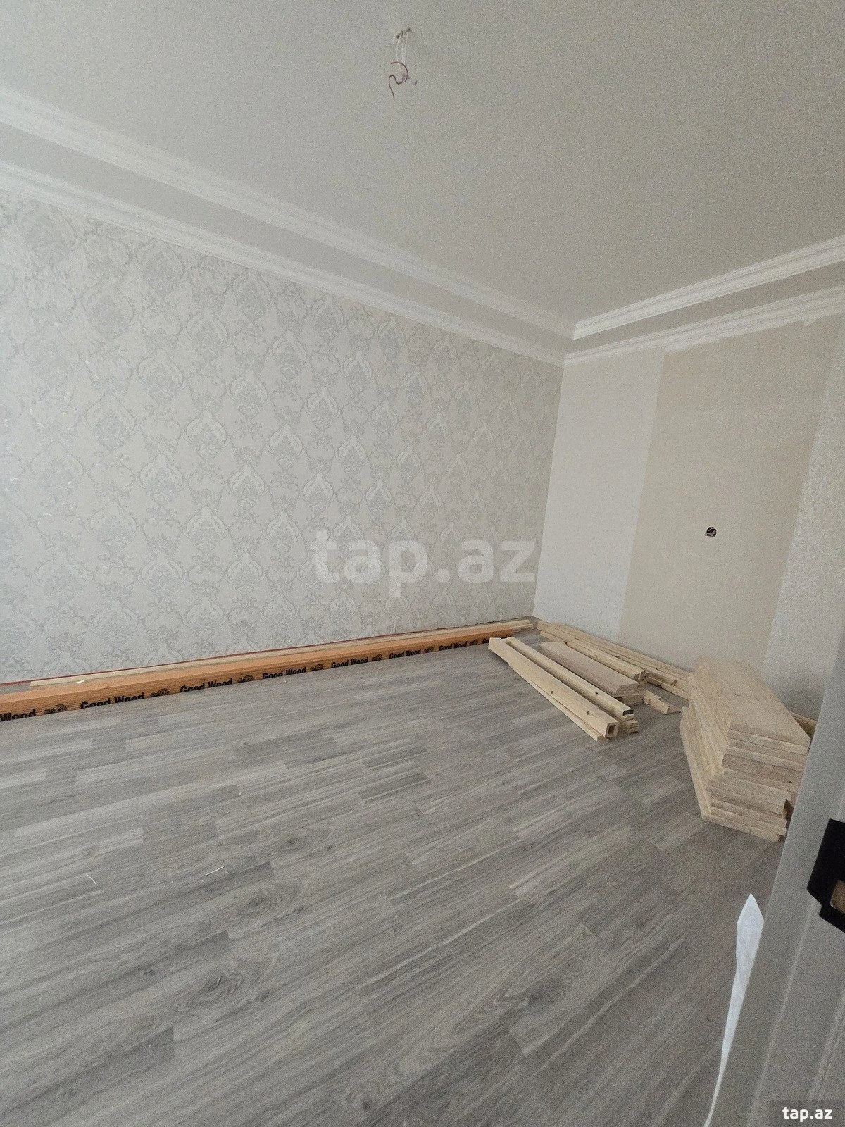 Satılır 4 otaqlı həyət evi