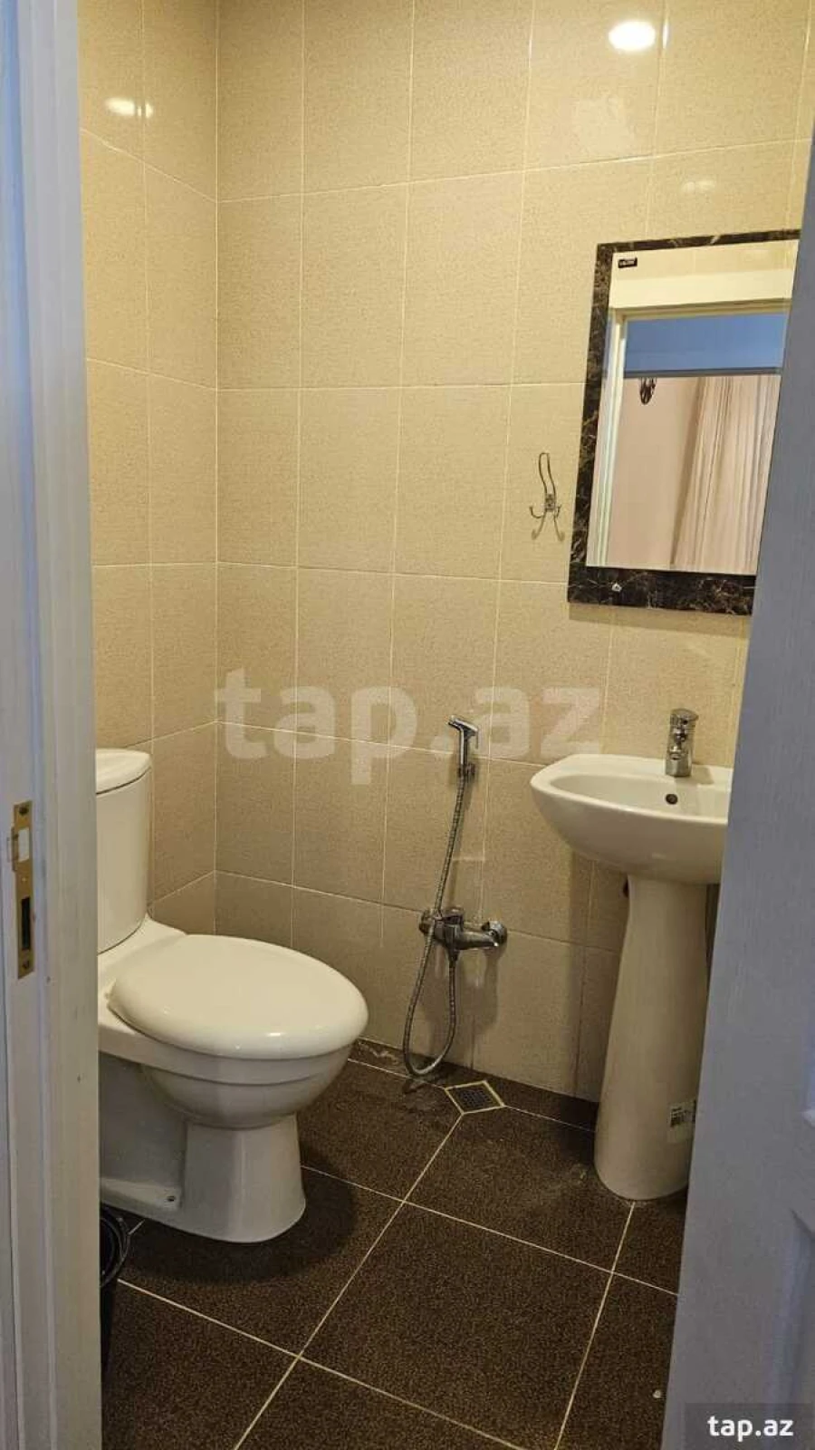 Kirayə verilir 3 otaqlı yeni tikili 75 m²