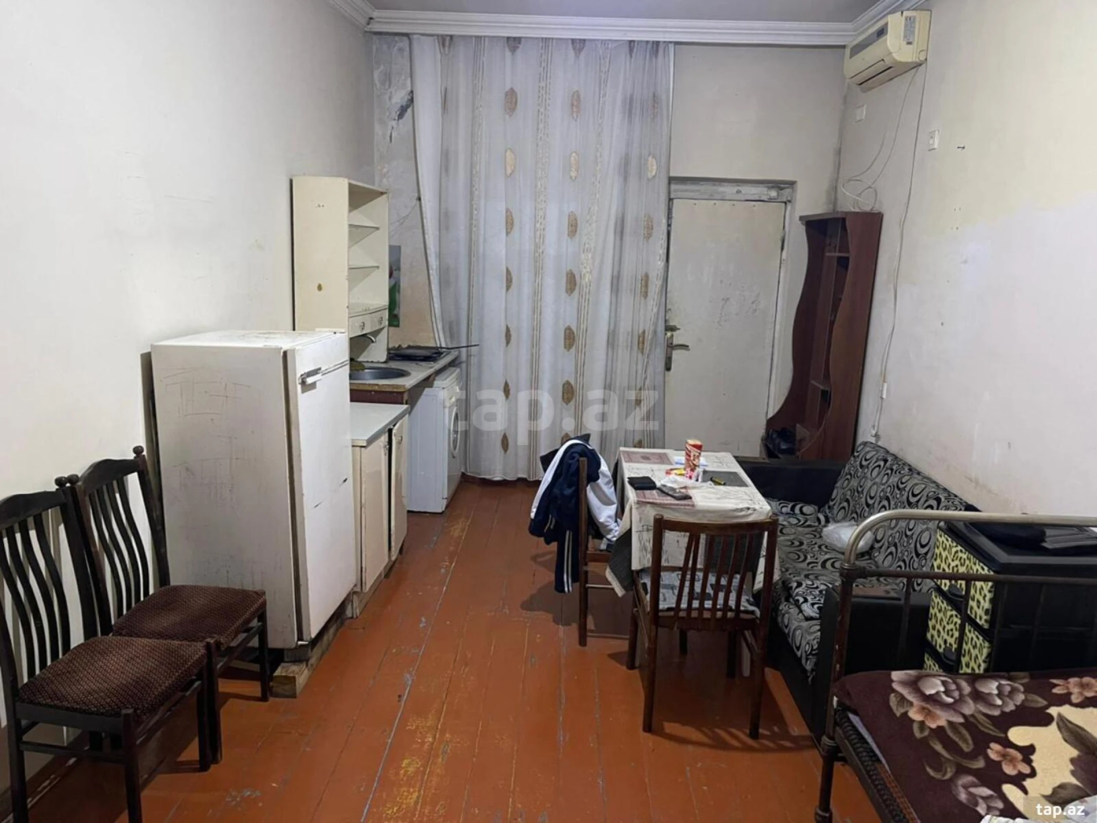 Kirayə verilir 1 otaqlı həyət evi