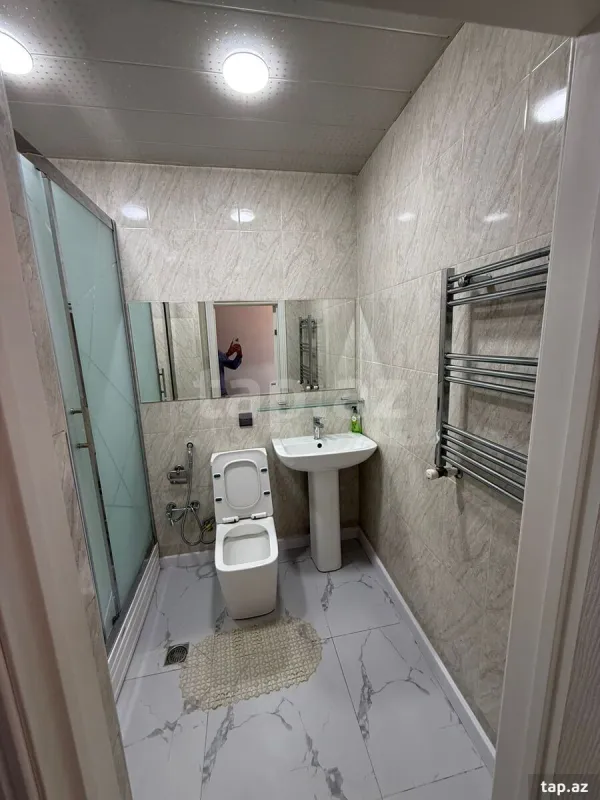 Satılır 2 otaqlı yeni tikili 65 m²