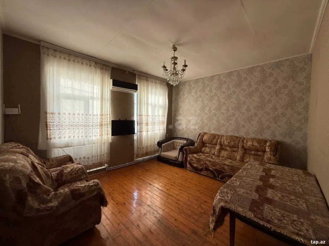 Kirayə verilir 3 otaqlı həyət evi