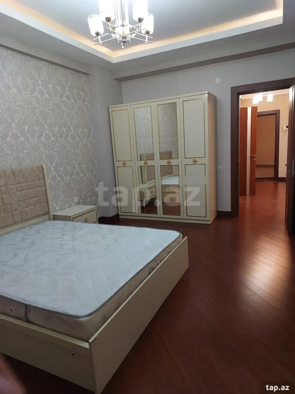 Kirayə verilir 2 otaqlı yeni tikili 113 m²