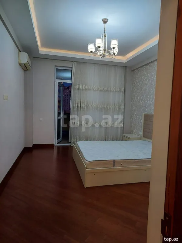 Kirayə verilir 2 otaqlı yeni tikili 113 m²