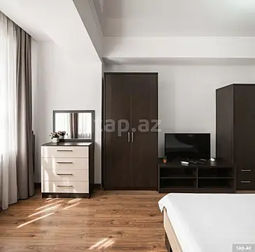 Kirayə verilir 2 otaqlı yeni tikili 82 m²