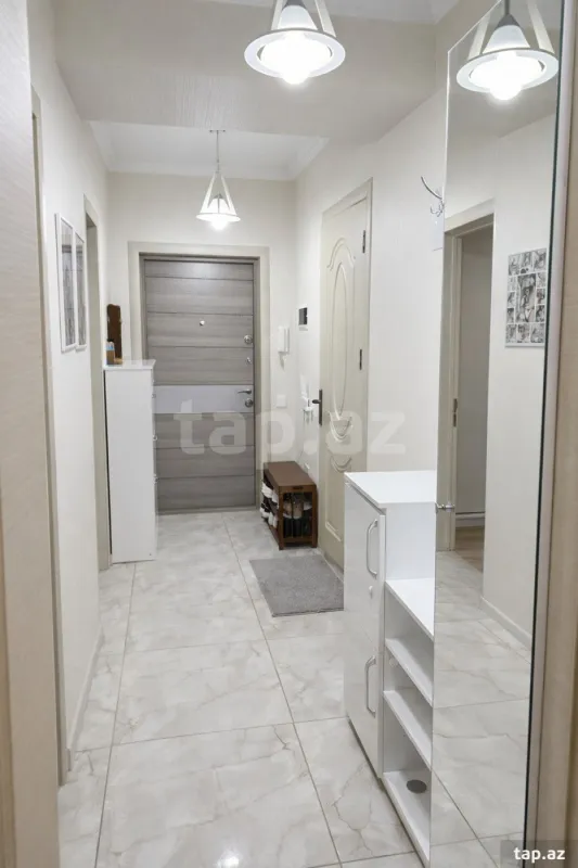 Satılır 3 otaqlı yeni tikili 67 m²