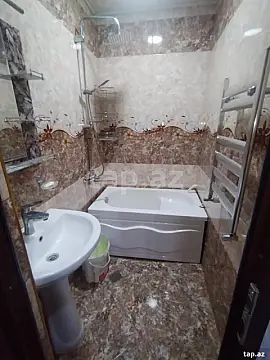 Kirayə verilir 2 otaqlı yeni tikili 85 m²